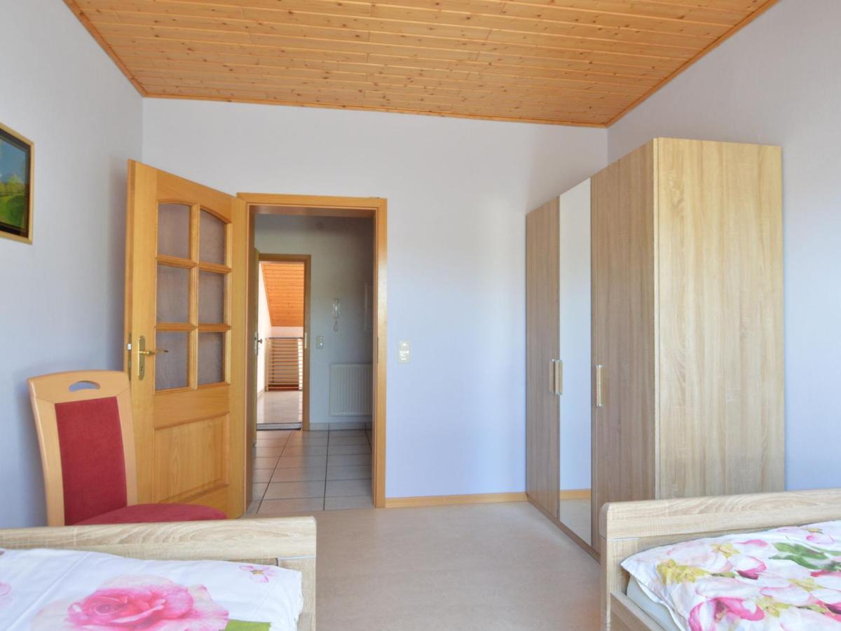 Sun Kissed Apartment In Lirstal With Garden Ngoại thất bức ảnh